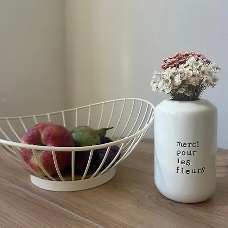 Апартаменты Laubushof - Idyllisches Im Gruenen Mit Balkon Villmar