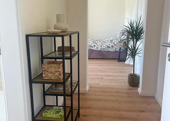 Laubushof - Idyllisches Im Grünen Mit Balkon